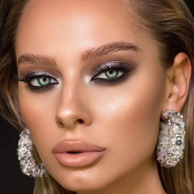Мастер-класс по макияжу «Sexy Smoky Eyes» (Саша Николина)