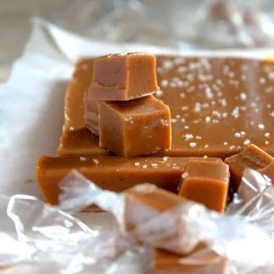 Вкуснейшая соленая карамель и нежная сливочная домашняя ириска с солью (Юлия Бугимваева)