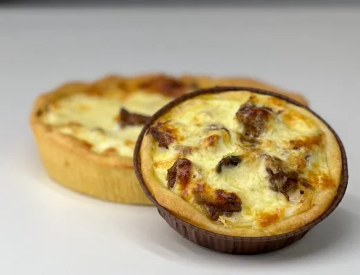 Мягкая тарталетка Закусочная Жюльен с курицей в сметаной заливке (Мария Манахова)