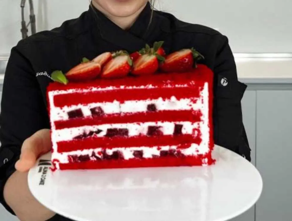[Alina2Cake] Торт «Ягодный бархат» (Алина Ахмадиева)