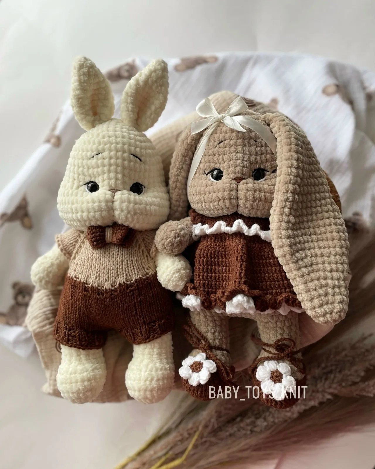 [Baby_toys_knit] Зайчата (Карина Идиятуллина)