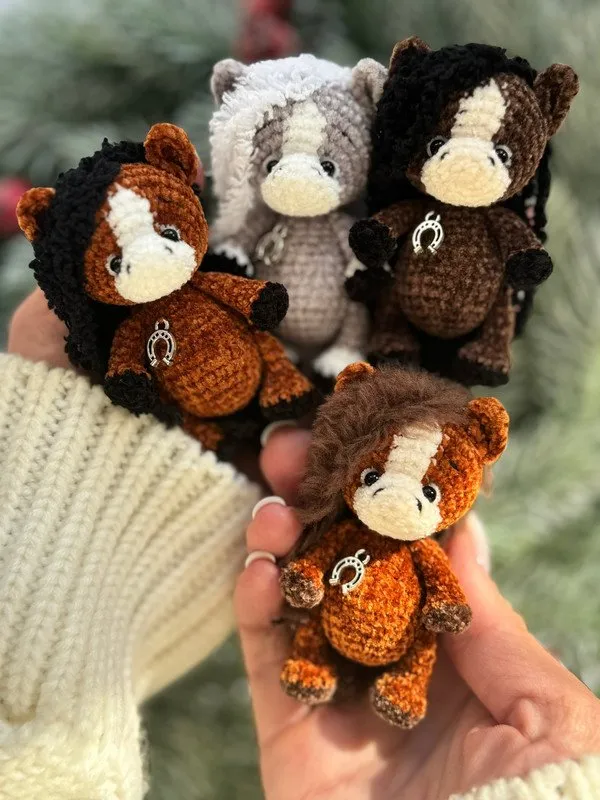 [ad.hand_made] Лошадка (Galina Knittedtoys)