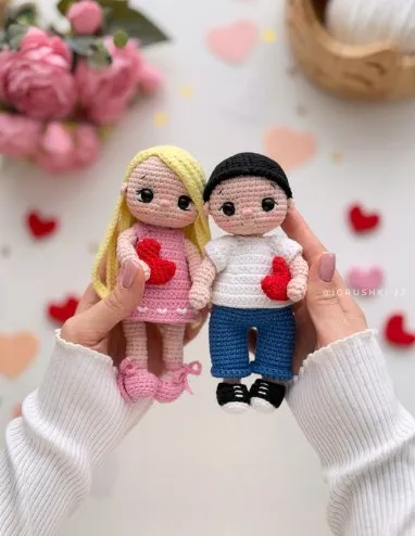 Парочка Love is (Евгения Пологутина)