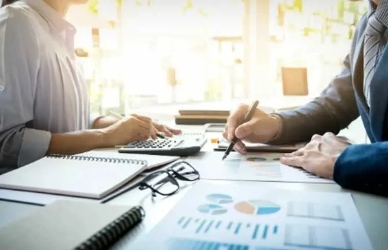 Бизнес на консультациях (Дмитрий Кучеренко)