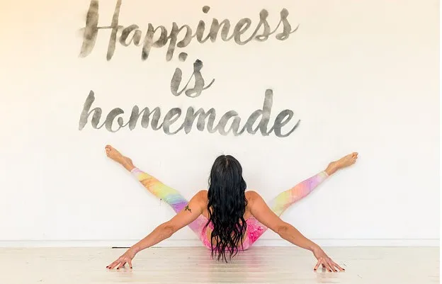Йогатерапия женского здоровья. 5 Месяц (Татьяна Гшвенд)