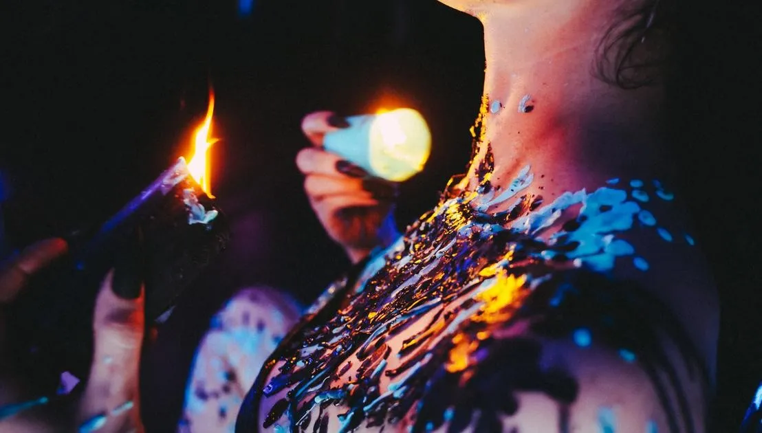 (Waxplay School) Обучение мастерству проведения чувственных и БДСМ сессий с помощью свечей для ваксплей (Саша Като)