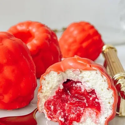 Пирожное Нежная малина (Екатерина Завирюха)