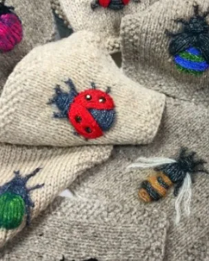 Жук в технике Puff Color Knitting (Лена Родина)