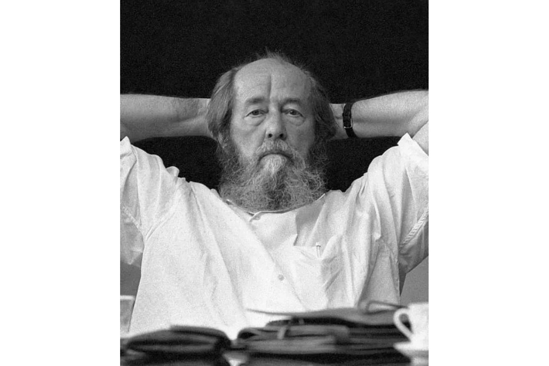 [Правое полушарие Интроверта] Александр Исаевич Солженицын честь и совесть XX века (Никита Добряков)