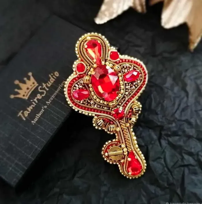 Брошь из бисера Ключик (Татьяна Тамире)