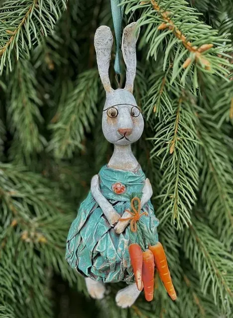 Новогодняя игрушка. Зайка (Olga Norviliene)
