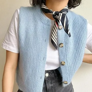 [Вяжи.ру] Вязаный спицами жилет Roma vest с японским плечом (Mochiknits)