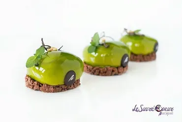 [Pasty Club] Пирожное Эсмеральда. 2020 (Мария Селянина)
