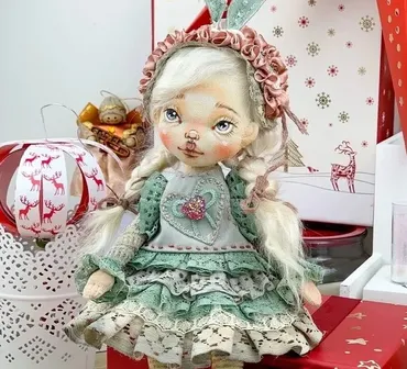 Роспись лица маленькой куклы (София Покровская)