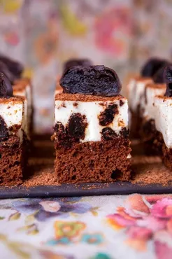 [pastryismagic] Пирожное «Чернослив в шоколаде» (Нина Тарасова)