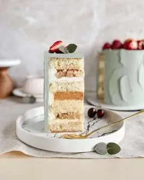 Торт «Карамельная груша» (yanni.bakery)