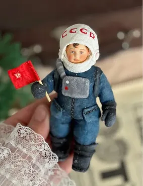 Космонавт (Анна Ульянова)