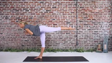 [Bohobeautiful] Breathing Into Being | A Calming Yoga Flow To Feel Great (Juliana Spicoluk)