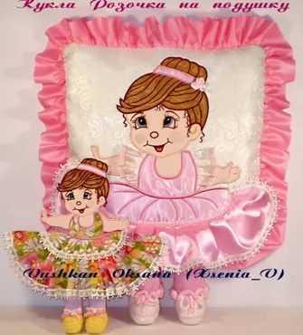 [Embroedery] Вышивальный дизайн «Кукла Розочка на подушку» (Xsenia_V)