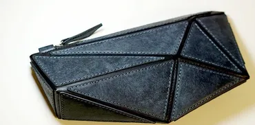 Клатч из кожи «Cubic clutch» [HahnsAtelier]