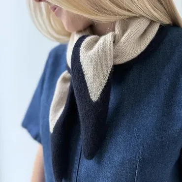 [Вяжи.ру] Кашемировый шарф с контрастными кромками My Duo Scarf, вязаный спицами от угла (Norgardknitters)