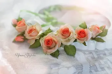 Колье «Розы» из фоамирана (Ирина Зверева)