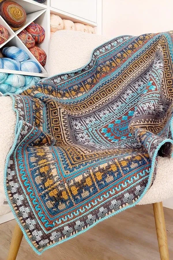[Вяжи.ру] Мозаичный плед крючком Cozy Mosaic Cuddles (BebaBlanket)