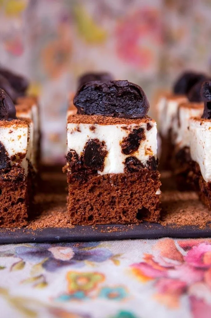 [pastryismagic] Пирожное «Чернослив в шоколаде» (Нина Тарасова)