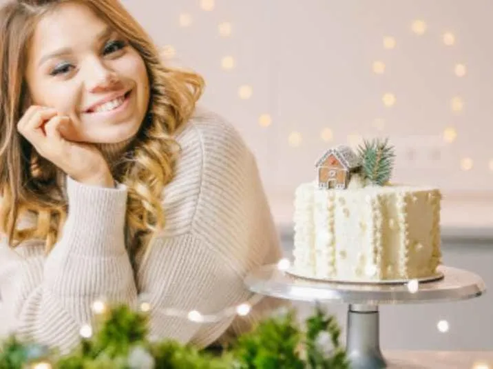 [Alina2Cake] Торт «Новый год» (Алина Ахмадиева)