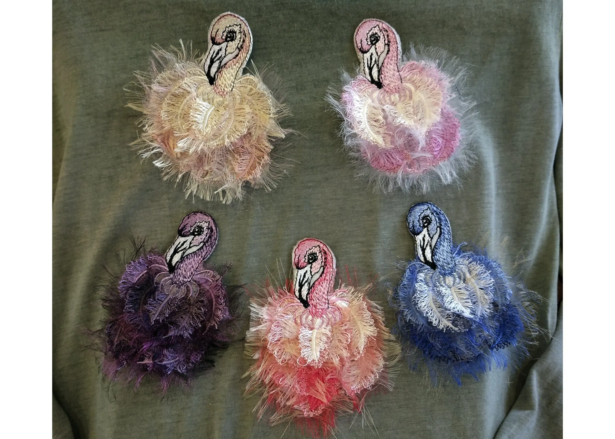 [Embroedery] Дизайн броши «Сказочный Фламинго» (Tatyanka29)