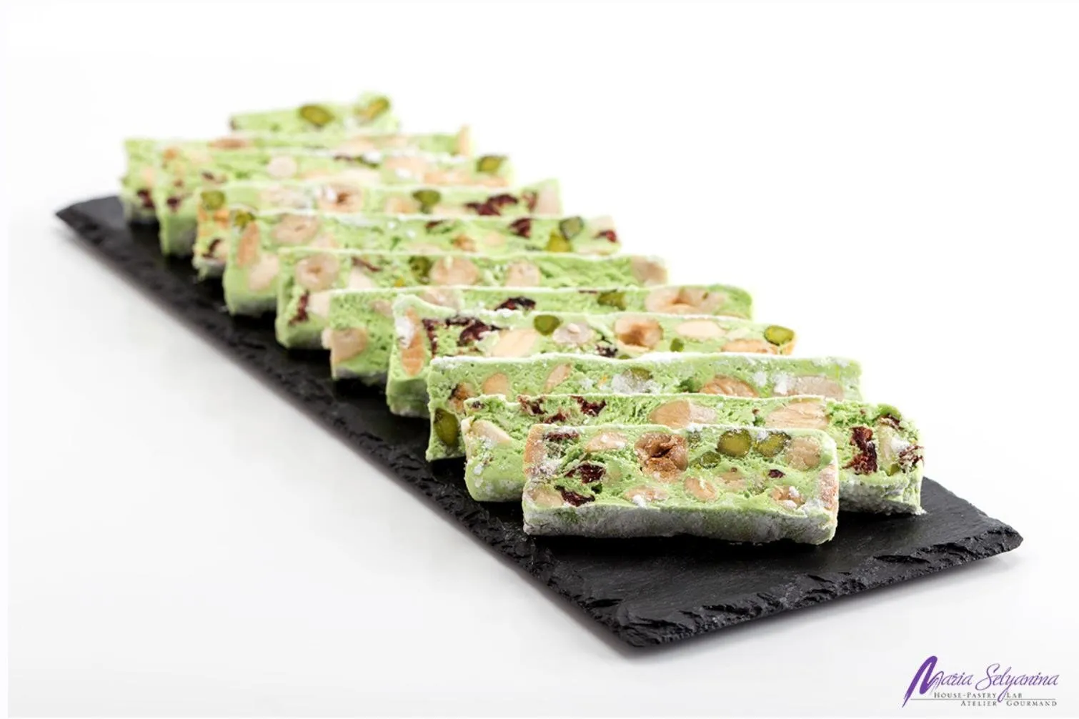 [PastryCampus] Монтелимарская Нуга и Соленая Карамель (Давид Кохлер)