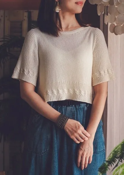 [Вяжи.ру] Женственный летний топ Lyra Tee (Irene Lin)