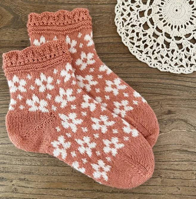 Носки Meadow socks (Renarde Endormie)