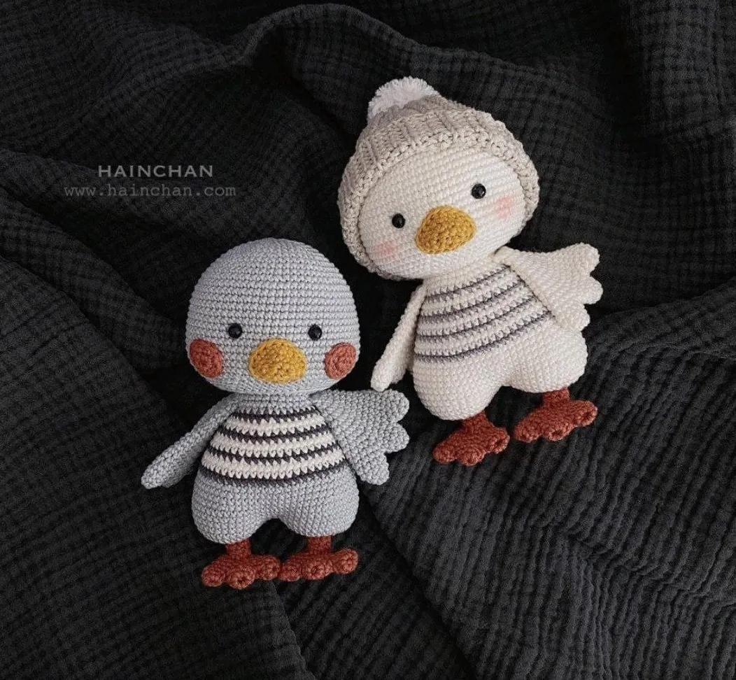 Игрушка утенок Нора (Hainchan)