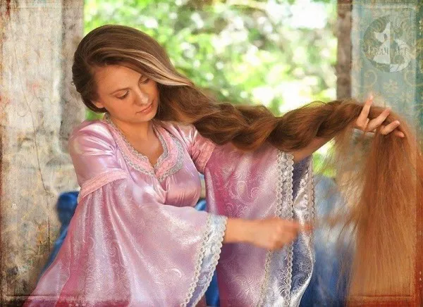 Здoрoвые и крaсивыe вoлoсы (Светлана Соковикова)