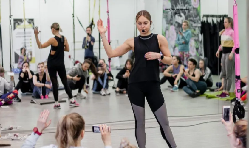 Абонемент на месяц к прямым эфирам Masha.fit. Июнь 2021 (Маша Блинова)