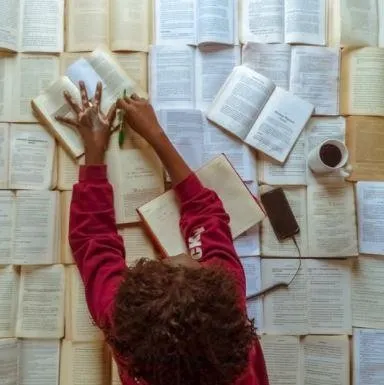 Вводный вебинар. Практические приемы работы с лексикой при подготовке к ЕГЭ (Светлана Орлова)