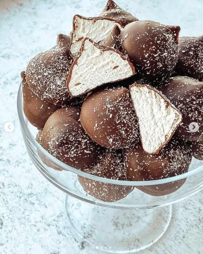 Зефирные бомбы в шоколаде (Ксения Нохрина)
