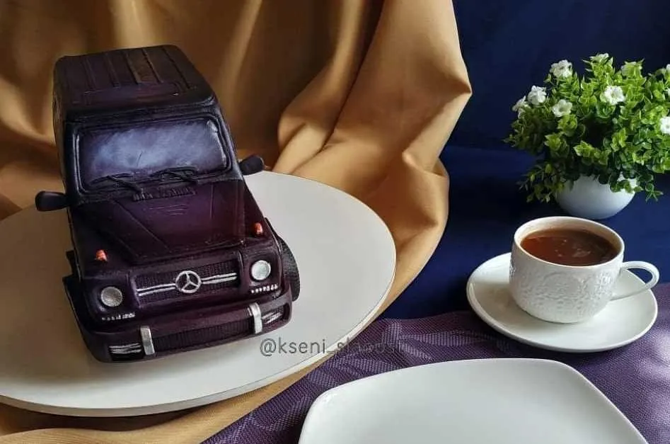 Торт «Mercedes Gelandewagen» (gdetort)