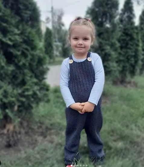 [Вязание] Полукомбинезон «Riley» (mimi.knitting)