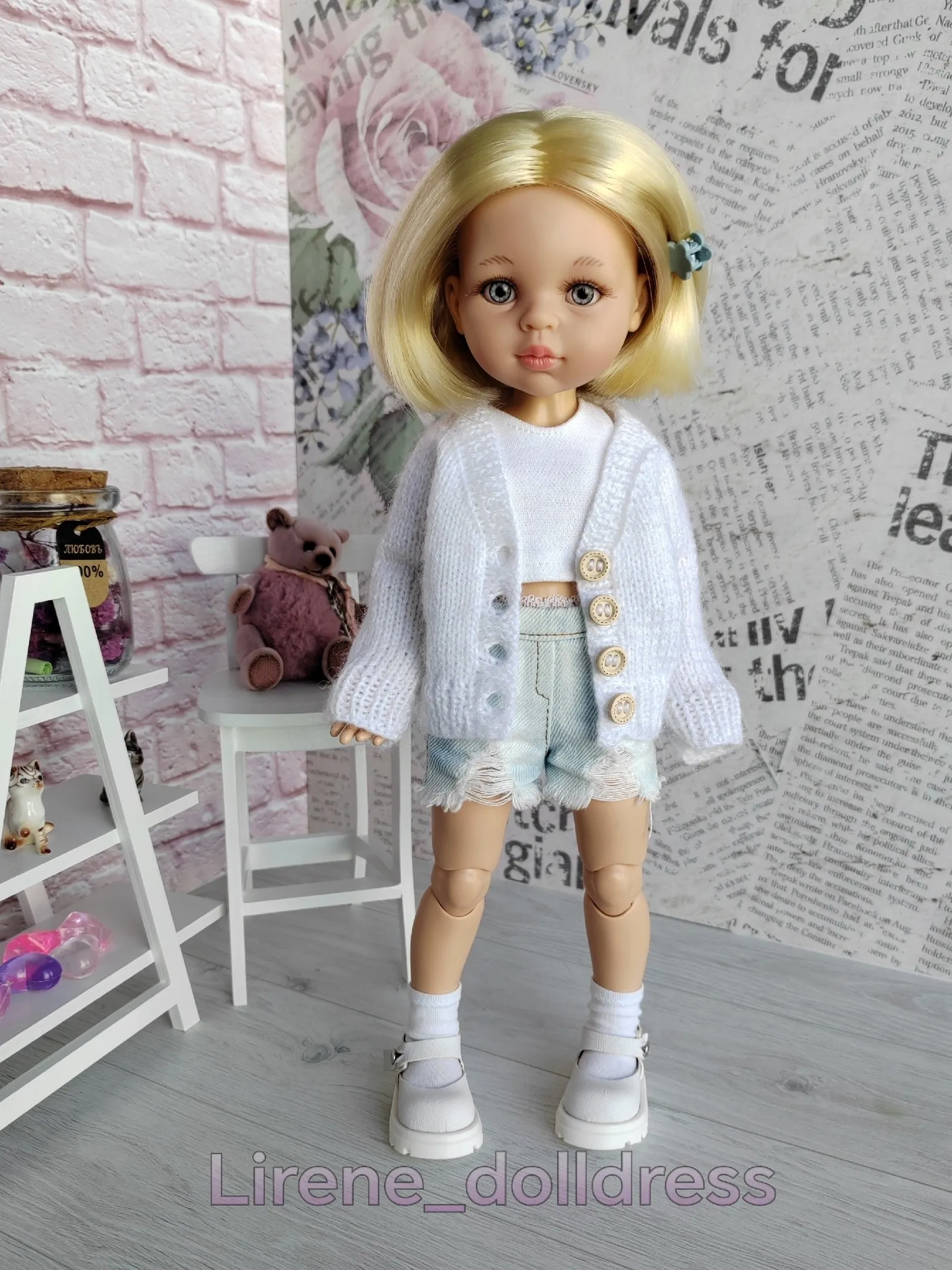 Кардиган Базовый для кукол Паола Рейна 32-34 см Лирен и куклы (Lirene Dolldress)