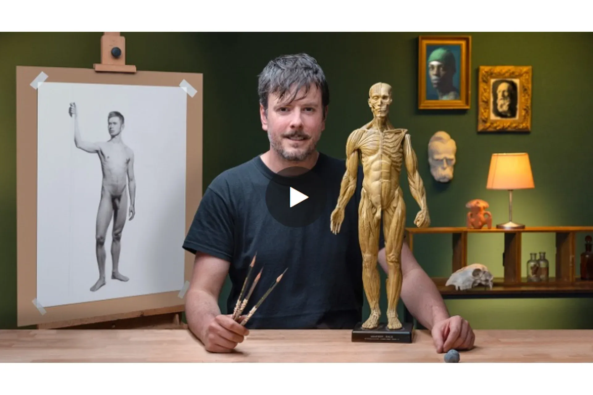 [Domestika] Realistic Human Figure Drawing  (Diego Catalan Amilivia)